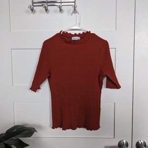 Elbow Sleeve Mock Neck in Brick 1X (14W-16W)